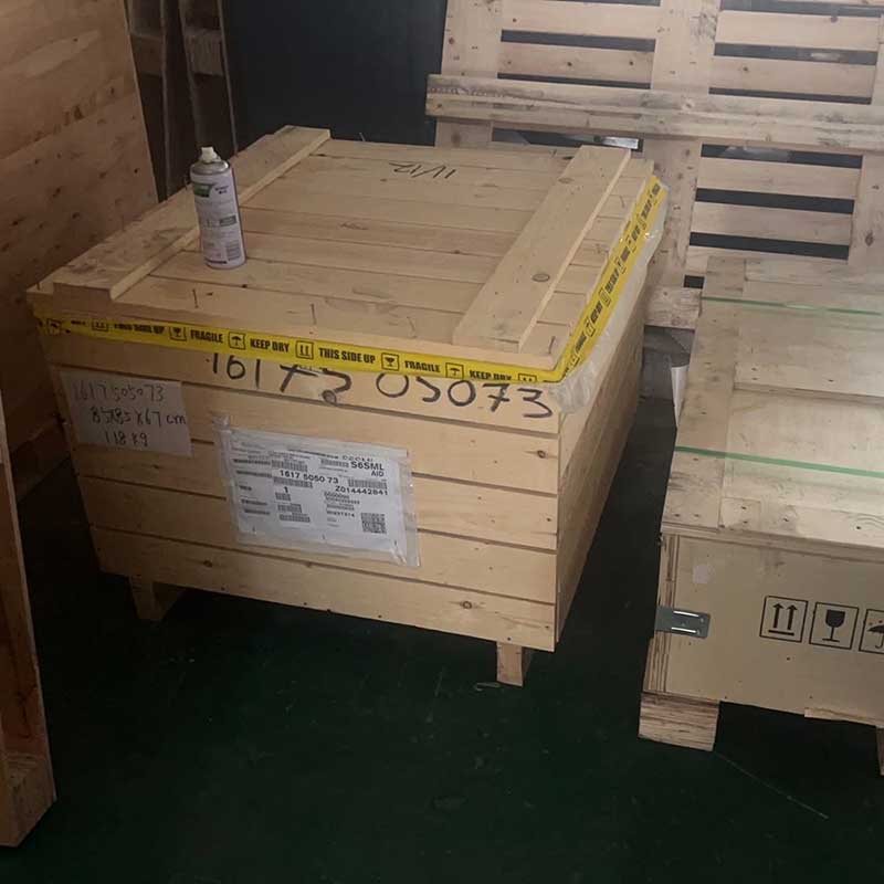 1092090481 Silnik Atlas Copco