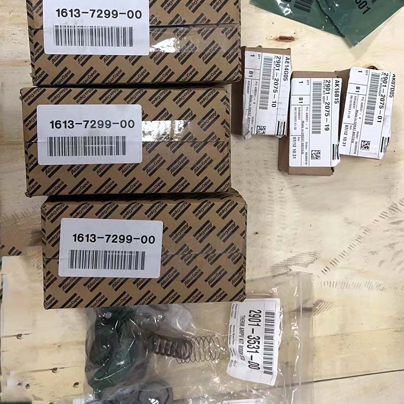 Separator oleju Atlas Copco 2906075300 GA200-315