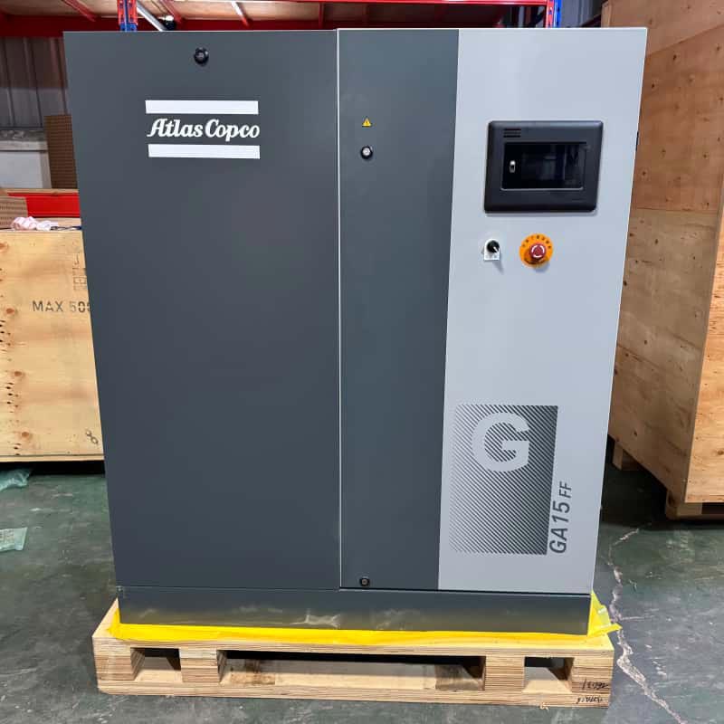 Atlas Copco GA15 FF 15 kW Sprężarka śrubowa z wtryskiem oleju Zintegrowana suszarka 7,5 13 barów